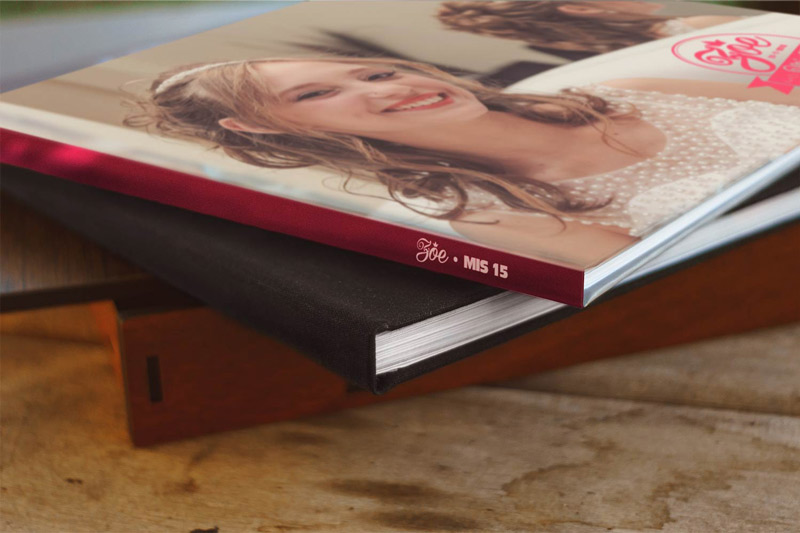 Estuche de madera y Fotolibros